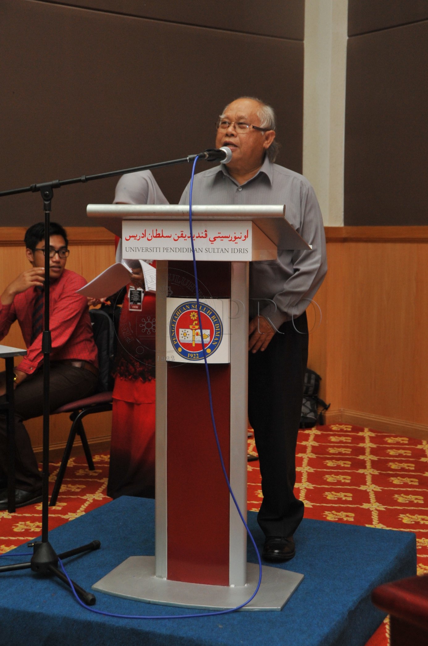 PRO 14 50 RECORD PRO 6838